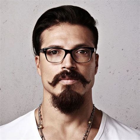 mexican beard styles|15 Best Mexican Mustache And Beard Looks To Try。